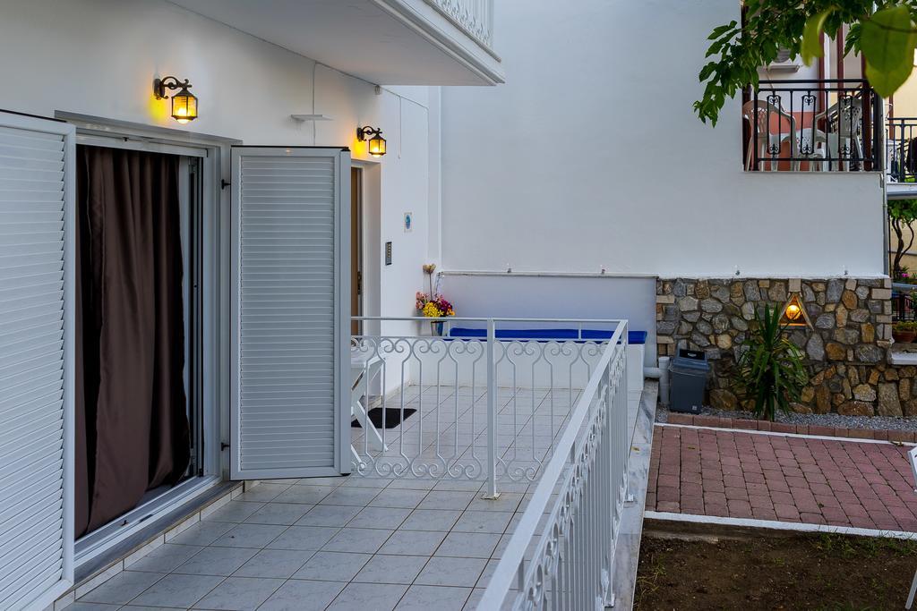 Act Art Skiathos Εξωτερικό φωτογραφία