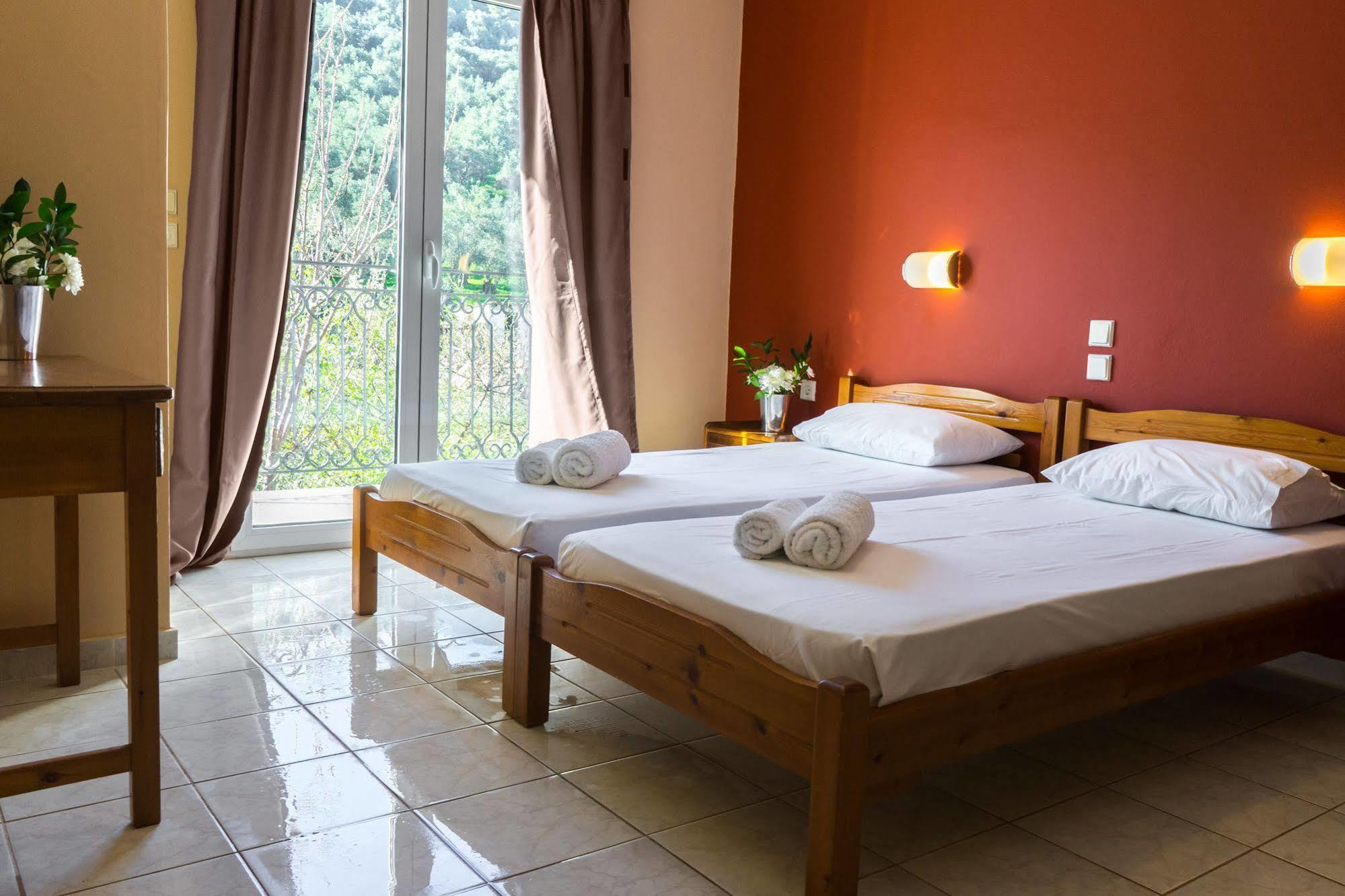 Act Art Skiathos Εξωτερικό φωτογραφία